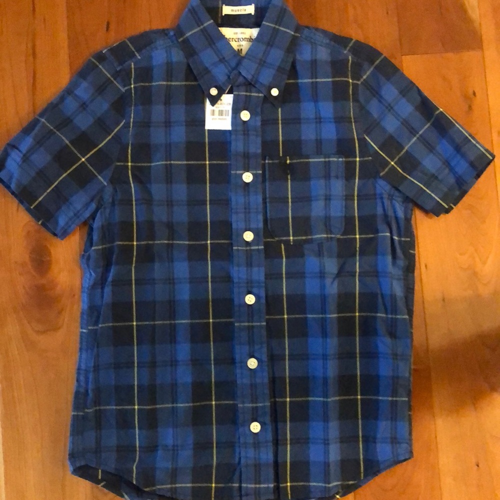 New with Tags! Abercrombie SS Button Down
